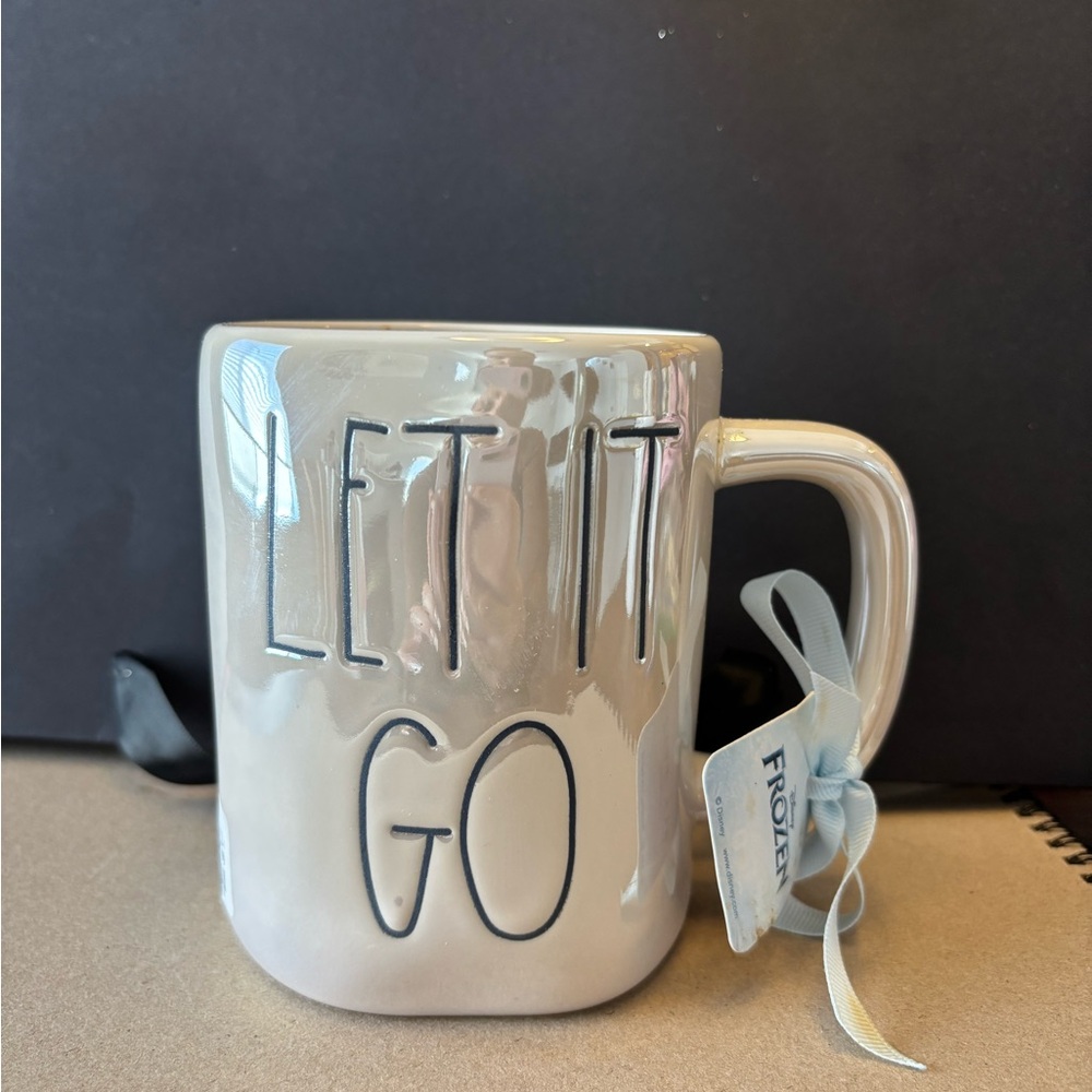 Rae Dunn Disney Mug - Elsa Frozen